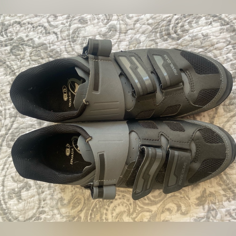 Pearl Izumi cycling shoes